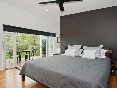 Farrant House Modern & Contemporary - Nambucca Heads Accommodation 2