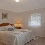 Hollyoak Cottage Delightful Ducks & Doileys! - Nambucca Heads Accommodation 0