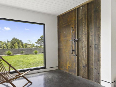 Horizons At Currarong Architecturally Designed Beach House - Nambucca Heads Accommodation 5