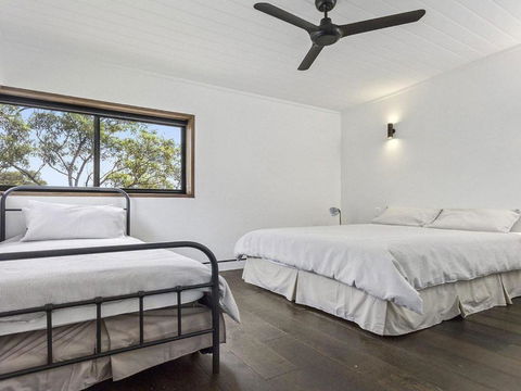 Horizons At Currarong Architecturally Designed Beach House - Nambucca Heads Accommodation 6