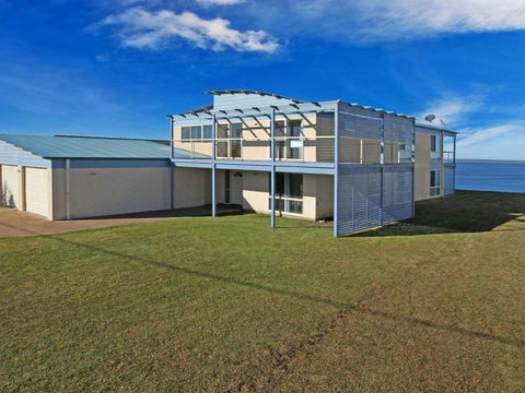 Le Vista Panoramic Views Looking South - Nambucca Heads Accommodation 1