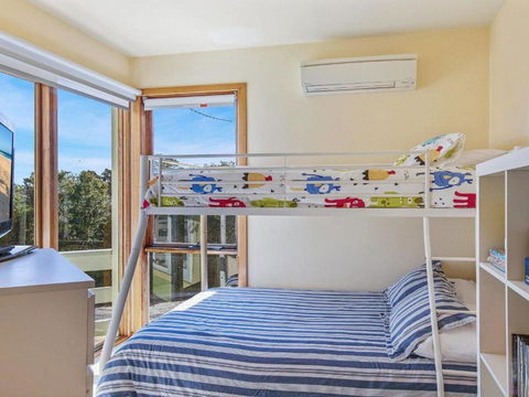 Maldas Retreat Air Con Fireplace & Outdoor Spa - Nambucca Heads Accommodation 7