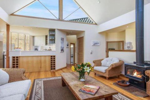 Maldas Retreat Air Con Fireplace & Outdoor Spa - Nambucca Heads Accommodation 0