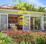 Poppy Cottage delightful pet friendly weatherboard - Nambucca Heads Accommodation