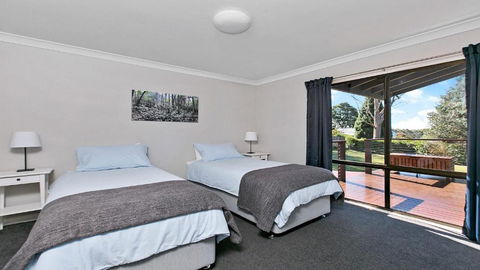 Rosella House Robertson A Tranquil Highlands Escape - Nambucca Heads Accommodation 2