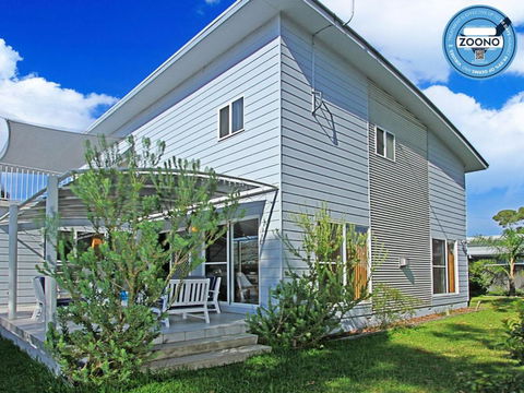 Sandlewood Breeze Spacious Entertainer - Nambucca Heads Accommodation 6