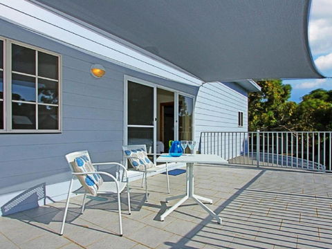 Sandlewood Breeze Spacious Entertainer - Nambucca Heads Accommodation 1