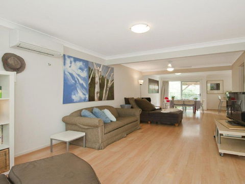 Sea Whispers A Real Native Outlook - Nambucca Heads Accommodation 2