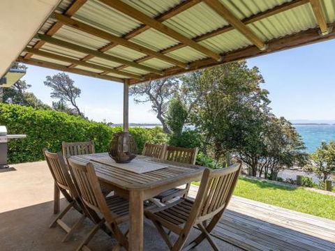 Seaspray On Culburra Dolphin & Whale Watching - Nambucca Heads Accommodation 5