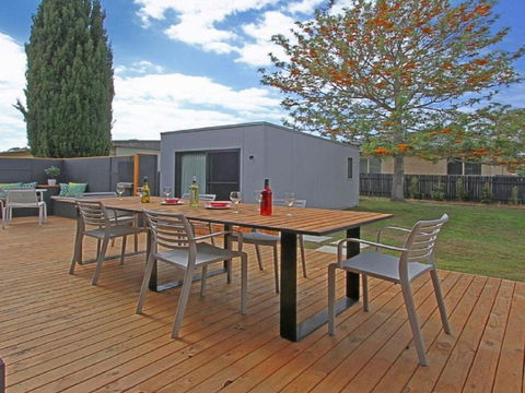 Shady Palms Modern Beach House With Studio - Nambucca Heads Accommodation 5