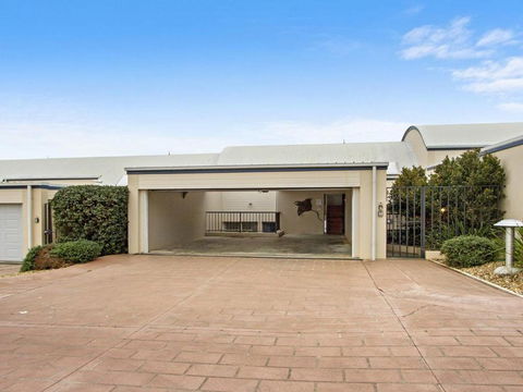 Tilbury Breeze Ocean Views Comfort & Style - Nambucca Heads Accommodation 1