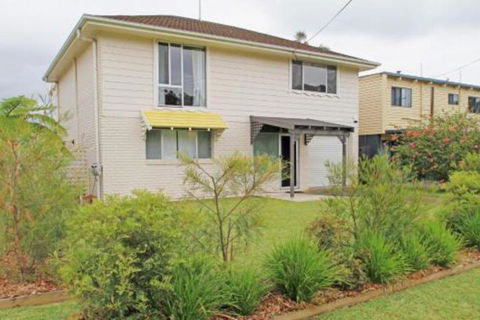 Cockatoo House - Nambucca Heads Accommodation 2