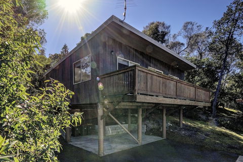 Freycinet Sanctuary 4 - Nambucca Heads Accommodation 0