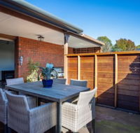 Foreshore Beach House ideal family spot - Nambucca Heads Accommodation
