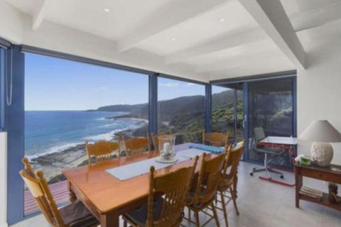 Wye Escape With Amazing Sweeping Ocean Views - Nambucca Heads Accommodation 2