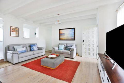 Azure Absolute Beachfront Pet Friendly - Nambucca Heads Accommodation 5