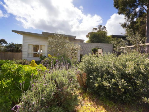 HOME SWEET HOME MOUNT MARTHA - Nambucca Heads Accommodation 1