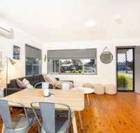 Sun Shack at Culburra Pet Friendly 3 Mins to Beach - Nambucca Heads Accommodation