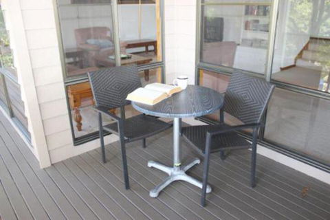 LIZ LAKE - Nambucca Heads Accommodation 3