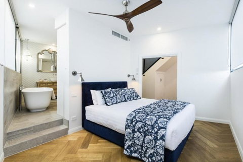 Accommodate Canberra Warehouse - Nambucca Heads Accommodation 4