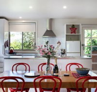 Giraffe Manor - Nambucca Heads Accommodation