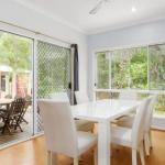 6 Ibis Court Modern Tropical Family Home With Inground Swimming Pool & Outdoor Entertaining Area - Nambucca Heads Accommodation 0