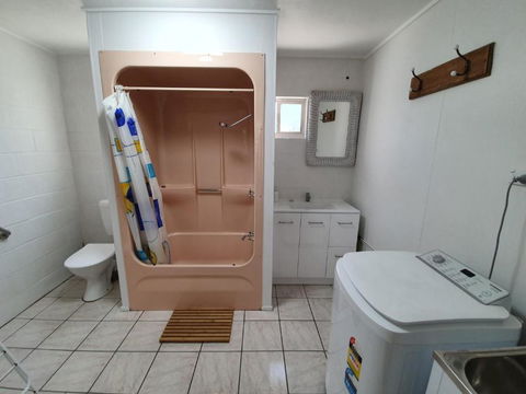 1 Spectrum Street Rainbow Beach Close To Shops & Main Beach - Nambucca Heads Accommodation 3