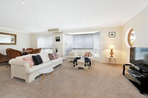 Hook Wine & Sinker Hervey Bay - Nambucca Heads Accommodation 4