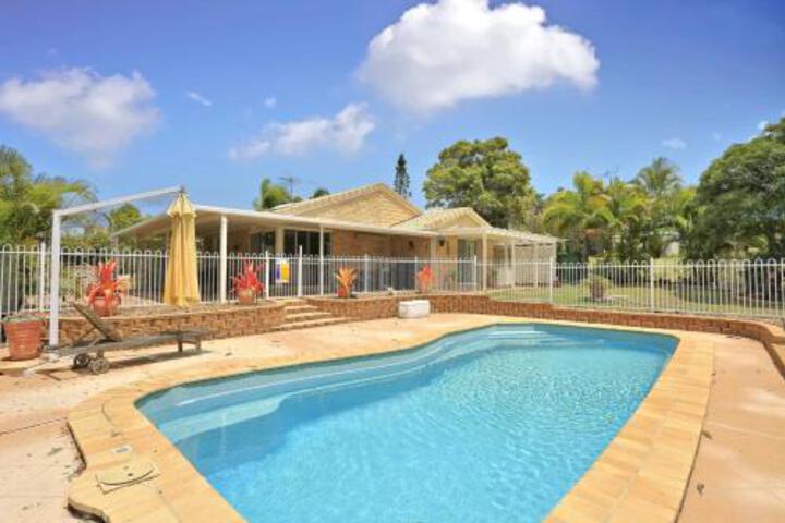 Nikenbah QLD Nambucca Heads Accommodation