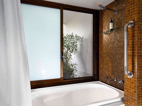 Piana Apartment Two :: Jervis Bay Rentals - Nambucca Heads Accommodation 4