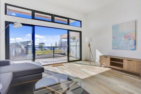The Shore Break Eden - Nambucca Heads Accommodation 0