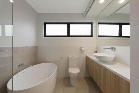 The Shore Break Eden - Nambucca Heads Accommodation 6