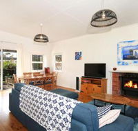 Triangulo at Culburra Pet Friendly 2 Mins to Beach - Nambucca Heads Accommodation