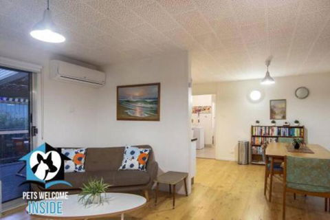 Retro Groovy Pad Pt Elliot - Nambucca Heads Accommodation 0