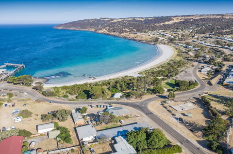 Penneshaw Beach Stay - Nambucca Heads Accommodation 2