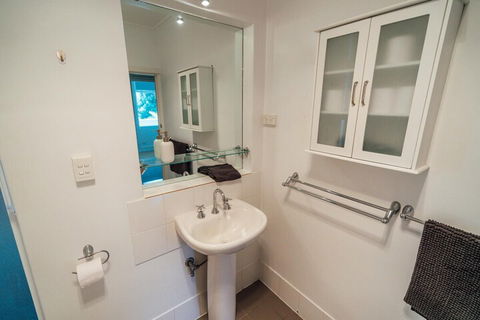 Beachy Keen On Moseley Wifi Netflix Pool Spa - Nambucca Heads Accommodation 3
