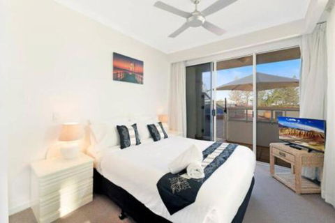 2 Bedroom Alex Unit Ocean Pool & Park Views - Nambucca Heads Accommodation 6