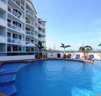 2 Bedroom Alex Unit Ocean Pool  Park Views