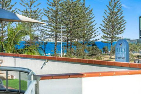 2 Bedroom Alex Unit Ocean Pool & Park Views - Nambucca Heads Accommodation 5