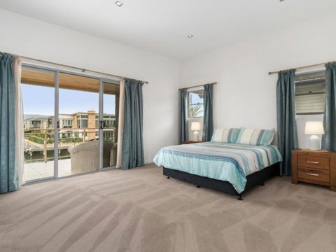 Monte Carlo Living At Martha Cove - Nambucca Heads Accommodation 3