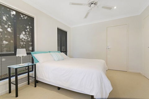 Castaways Beachside Family Retreat 44 Driftwood Drive - Nambucca Heads Accommodation 5
