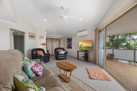 Fabulous Pet Friendly Family Home - 3 Carribean Court - Nambucca Heads Accommodation 6