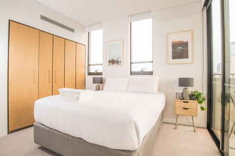 Inner City Penthouse With Private Rooftop - Nambucca Heads Accommodation 6