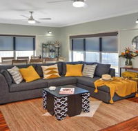 Seaclusion 120m to the white sands of Callala beach - Nambucca Heads Accommodation