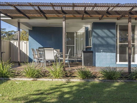 Conley Ave 8 Pet Friendly OUTSIDE Only - Nambucca Heads Accommodation 1