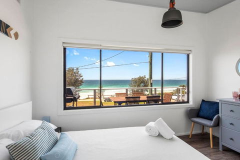 Mitchell Pde 31 Mollymook - Nambucca Heads Accommodation 7