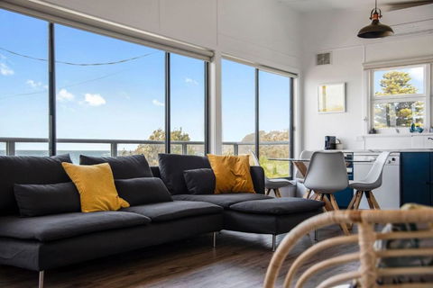 Mitchell Pde 31 Mollymook - Nambucca Heads Accommodation 6