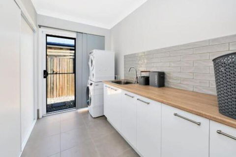 Hamptons At The Point - Nambucca Heads Accommodation 3