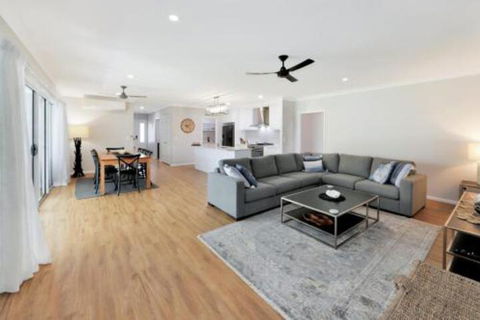 Hamptons At The Point - Nambucca Heads Accommodation 6