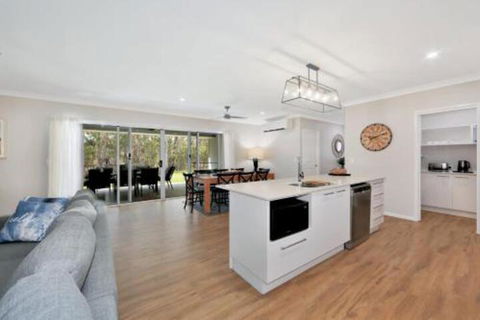 Hamptons At The Point - Nambucca Heads Accommodation 4